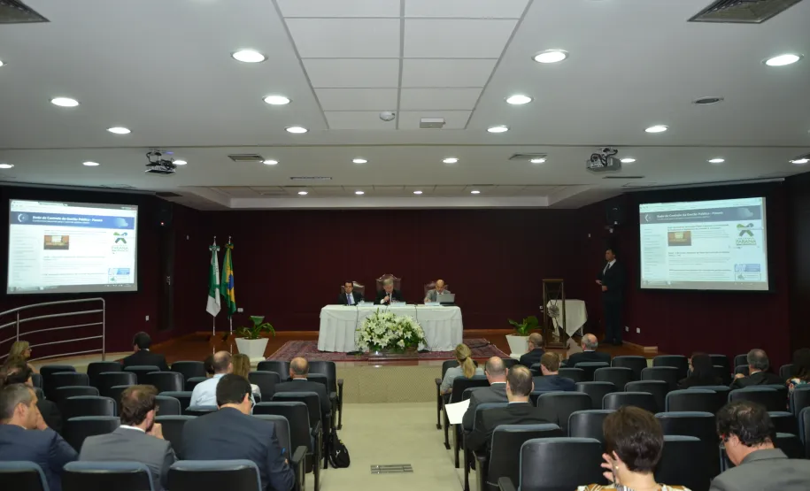 12ª reunião do Colegiado da Rede de Controle da Gestão Pública 12ª reunião do Colegiado da Rede de Controle da Gestão Pública